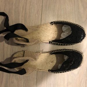 Soludos Shoes - NWOT never worn Soludos lace up espadrilles Soludos Shoes - NWOT never worn Soludos lace up espadrilles
